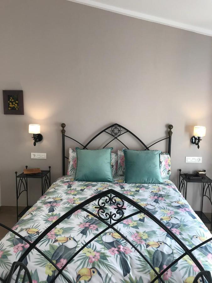 佩德雷尔Ca La Marti别墅 外观 照片